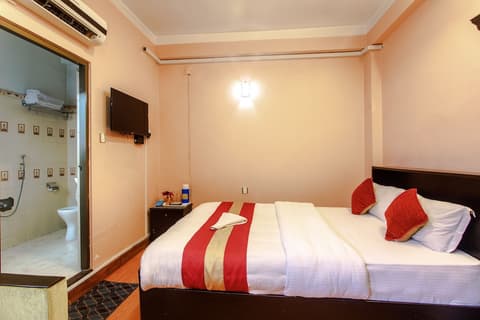 Hotel Nepalaya, Room