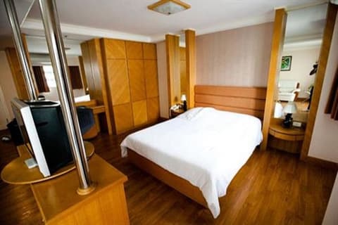 Roseate Ratchada, Room