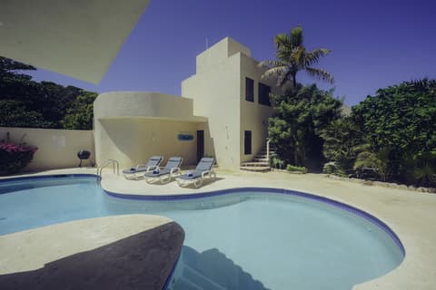 Villas De Rosa Beach Resort, Pool