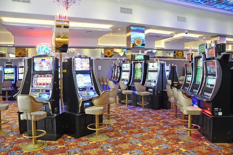 Gran Amérian Carlos V, Casino