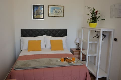 Le Stanze del Console, Room