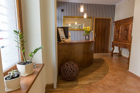 Willa Labelle, Reception