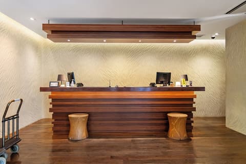 One Niseko Resort Towers, Reception