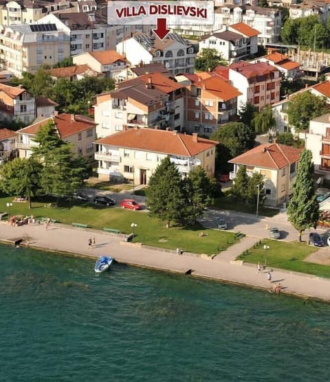 Hotel Villa Dislievski, Front of property