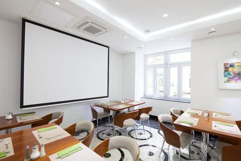 Best Western Plus Hotel Arcadia, Breakfast area