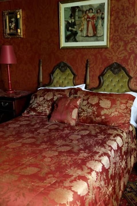 Shakespeare Hotel Surry Hills, 