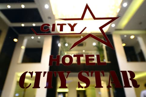 Hotel City Star, Interior
