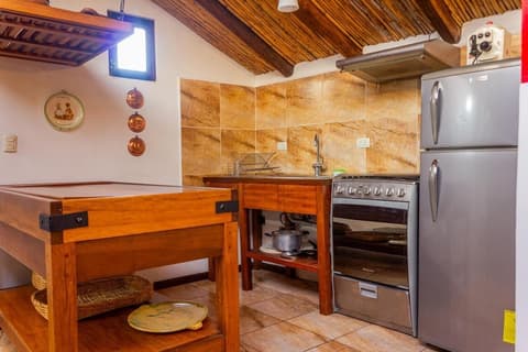 Casa de las Rosas, Private kitchen