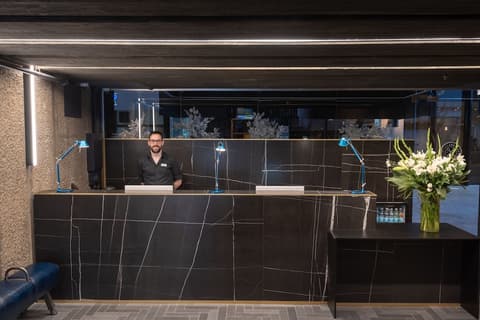 Embassy Hotel Tel Aviv, Reception