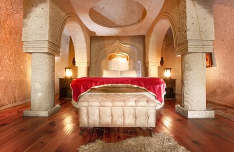 Ottoman Cave Suites, Room