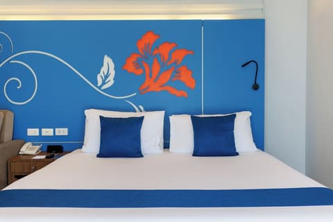 Days Inn by Wyndham Patong Beach Phuket, Room