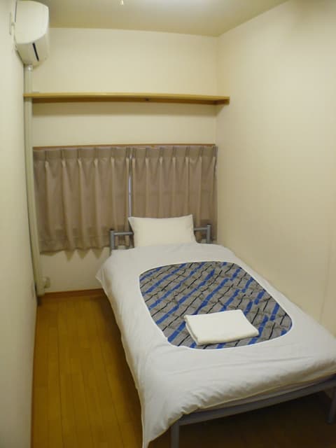 Hotel Meigetsu, Room
