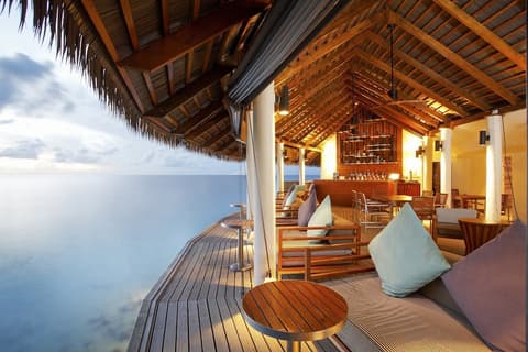 Centara Ras Fushi Resort & Spa Maldives - Adults Only, Lobby