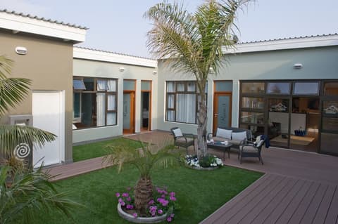 Namib Guesthouse, Courtyard view