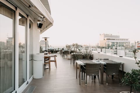 Renaissance Izmir Hotel, Terrace/patio