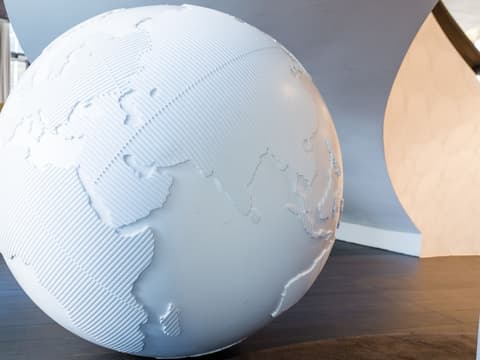 Pullman Brussels Centre Midi, Interior entrance