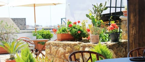 B&B La Corte Degli Spada, Terrace/patio