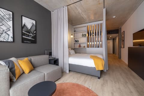 Radisson Hotel & Suites Zurich, Room