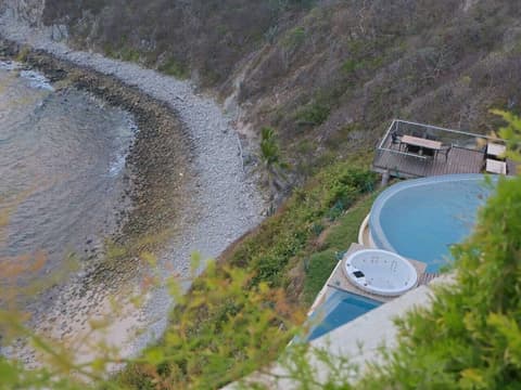 Pacific King Hotel, Terrace/patio