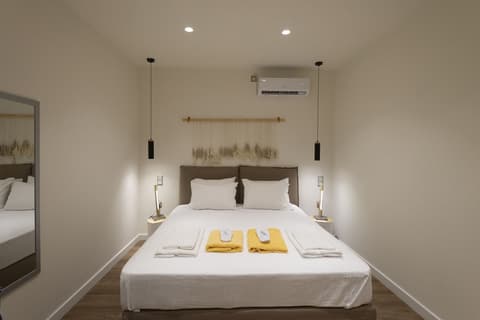 Pylosea Luxury Lodge, Room