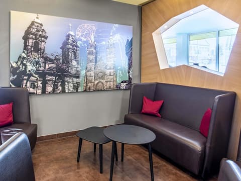 B&B Hotel Nürnberg-City, Lobby