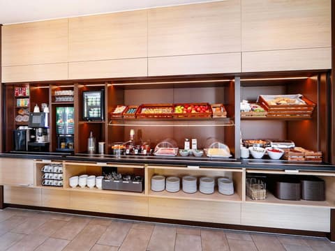 B&B Hotel Berlin-Airport, Restaurant