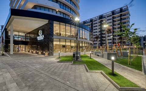 Senator Gandia Hotel, Front of property