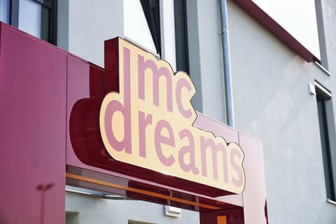 McDreams Hotel Ingolstadt, Front of property