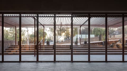 Albor San Miguel de Allende, Tapestry Collection by Hilton, Interior entrance