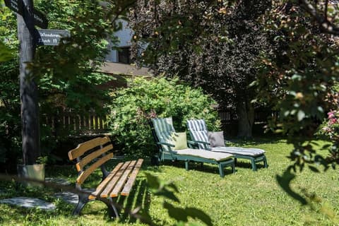 Hotel Alpina, Property grounds