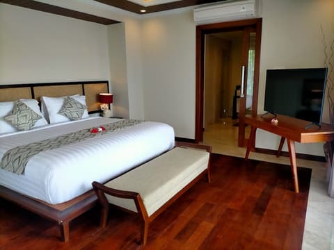The Grand Villandra Resort, Room