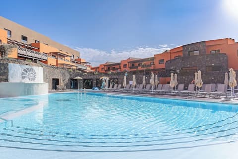 Arena Castillo, Pool