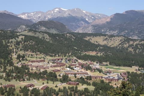 YMCA of The Rockies Estes Park, Property grounds