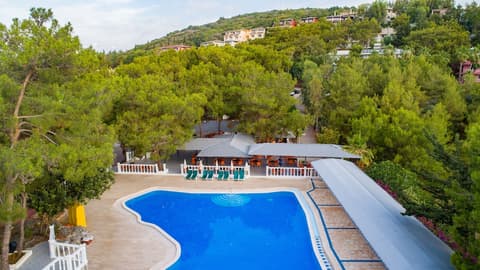 Senza Garden Holiday Club, Pool