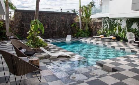 The Xperience by g, Outdoor pool