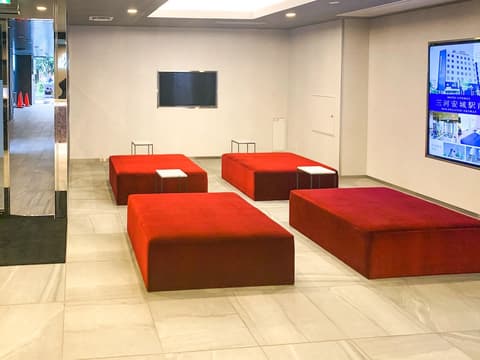 HOTEL LiVEMAX Yokohama Stadium Mae, Lobby