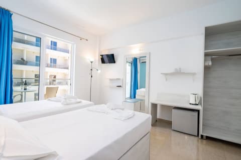 Santa Maria City Hotel, Room