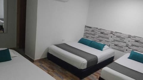 The Mendoza Grand Hotel, Room