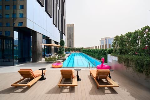 Barcelo Business Bay Dubai, Pool