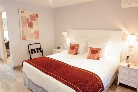 Domaine Ribiera, Hotel 5 Etoiles, SPA & Golf - Forcalquier, Room