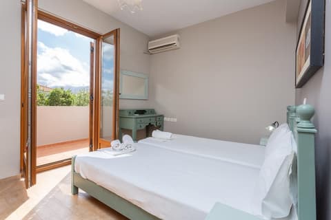 Villa Stratos Large Private Pool Sea Views A C Wifi Eco-friendly - 2117, Room