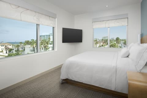 Element Jacksonville Beach, Room