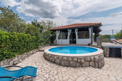 Villa Nana, Outdoor pool