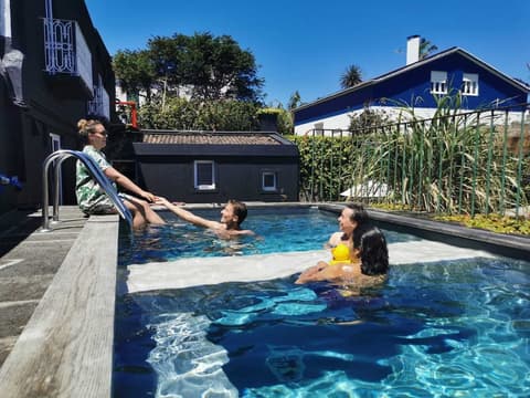Out of the Blue - Hostel, Outdoor pool
