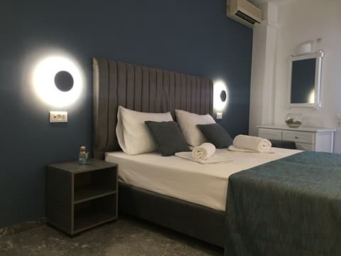 City Pearl, Room