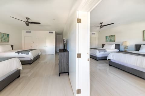 Seascape Grace Bay Hotel & Townhome Villas, Room