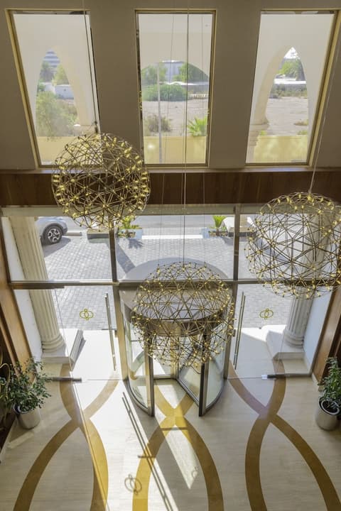 Sunday Emerald Hotel, Lobby