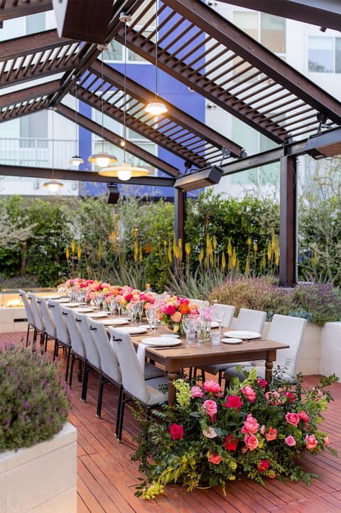 The Shay Hotel, Lobby