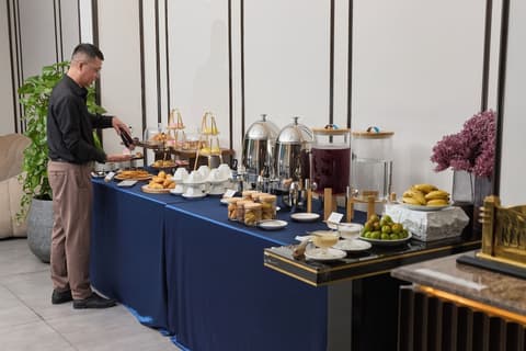 Central Park Saigon Hotel, Lobby