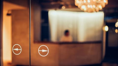 Hotel Graphy Nezu, Reception